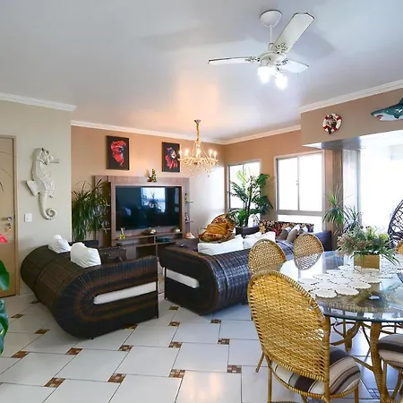 Apartamento no Morro do Maluf, frente ao mar-3