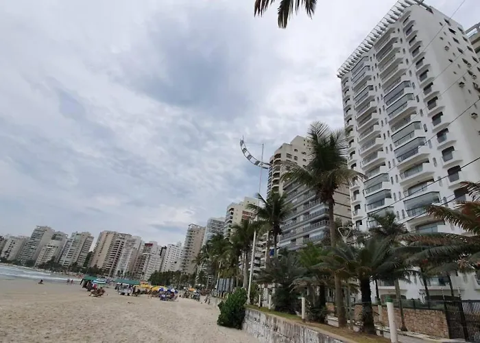 Apto Pé Na Areia - Praia das Astúrias Guarujá-SP
