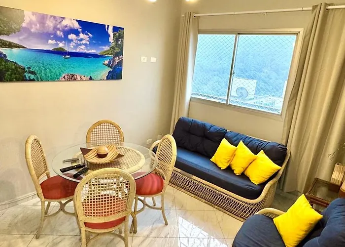 Boulevard Center 1814 - 2 dormitórios - com piscina e sauna! Guarujá